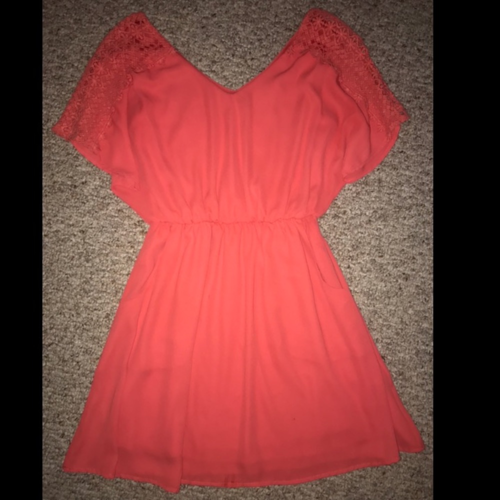 Pink chaffron dress with lace details, size S